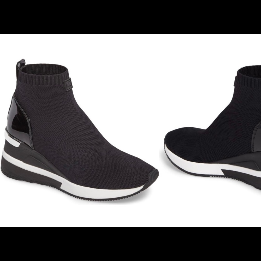 Black wedge booties Michael Kors